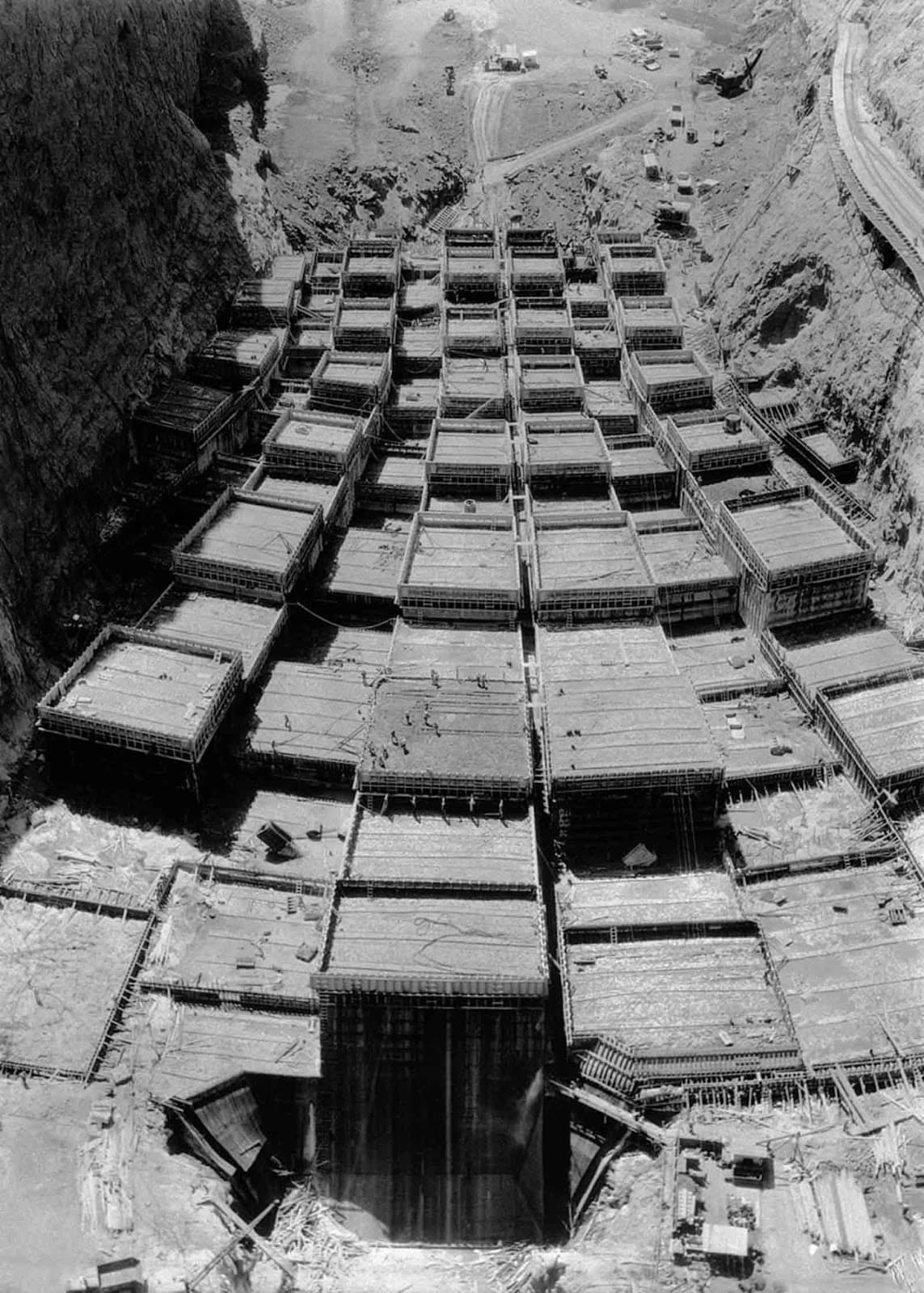 hoover dam construction pictures