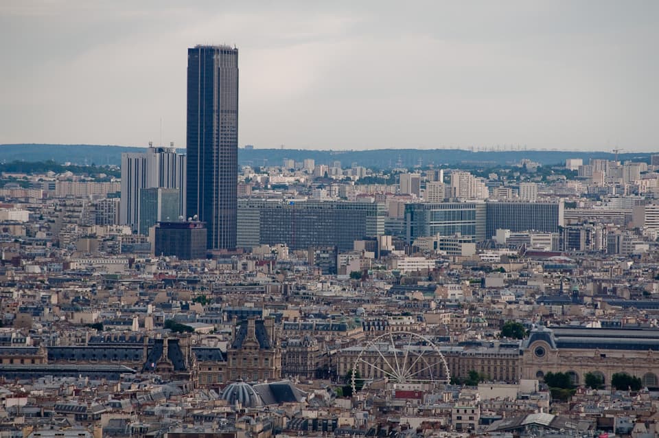 Quelle Est La Hauteur De La Tour Montparnasse Tour montparnasse paris lone skyscraper